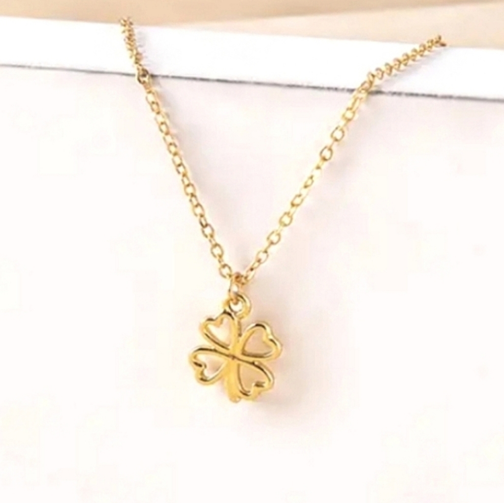 New Gold Four Leaf Clover Necklace